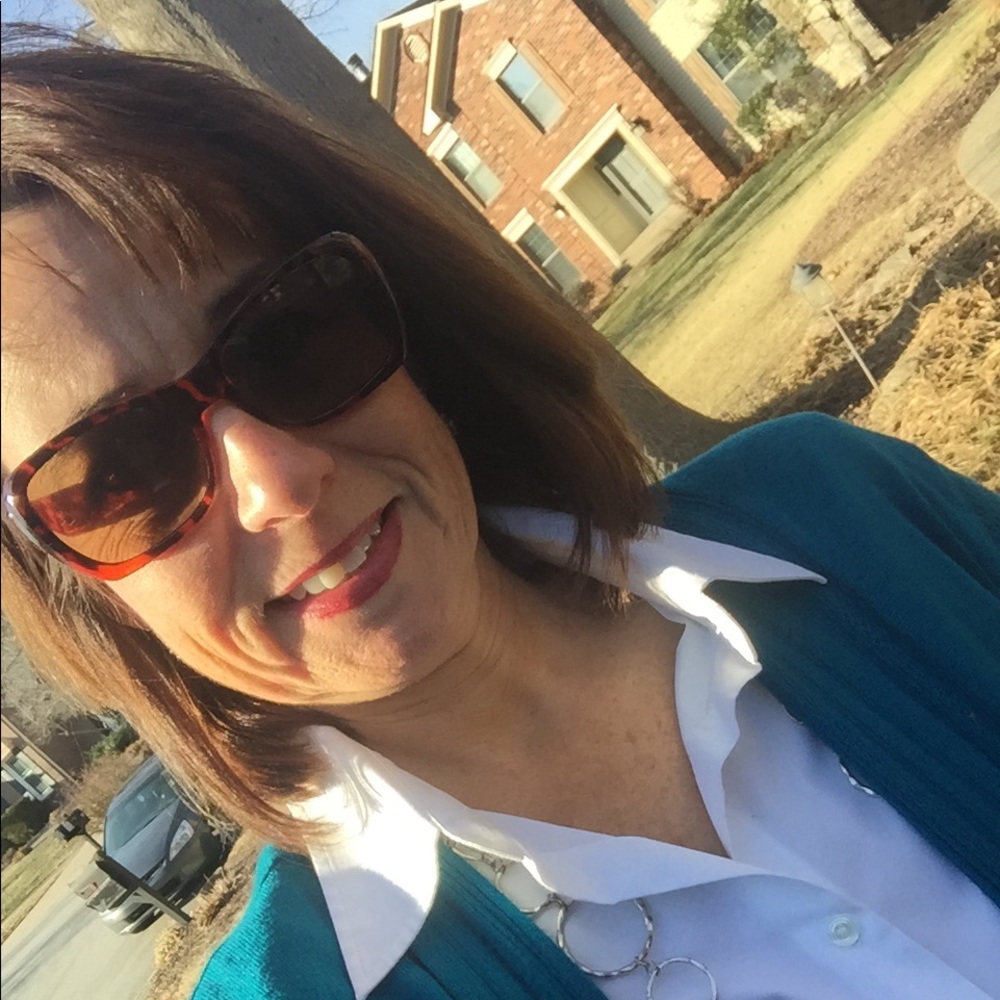 Meet your Posher, Susie